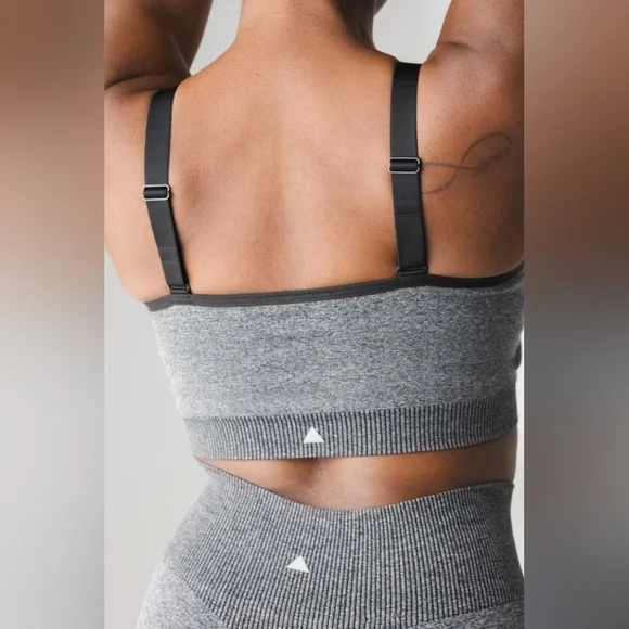 Vitality🩶 Formation Scoop Sports Bra & Leggings Set SIZE S